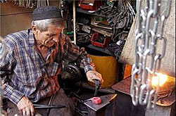 اعتراض به اختصاص بودجه و ردیف اعتبارات کم برای برگزاری هفته صنایع دستی