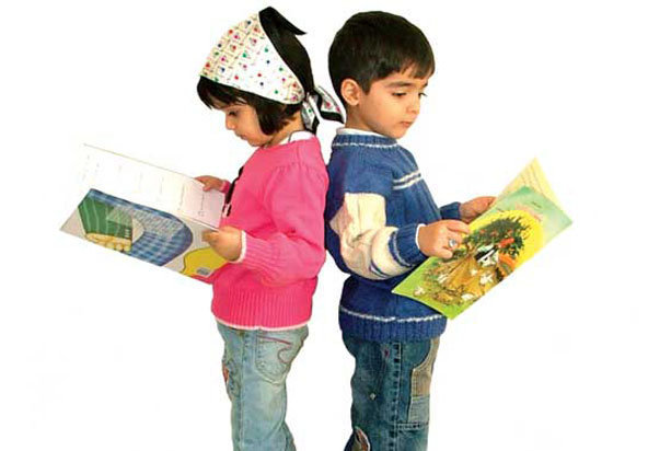 کودکان ۱۰ عنوان از «کتاب‌های زرافه» را رونمایی کردند