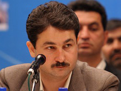 اندیشه و هنر با حضور فعال هنرمندان زنده می‌ماند
