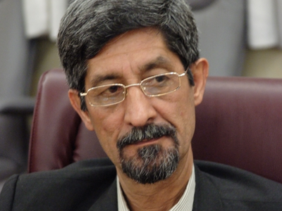 به جای توهین به مسئولان مشکلات صنوف خانه سینما را حل کنید 