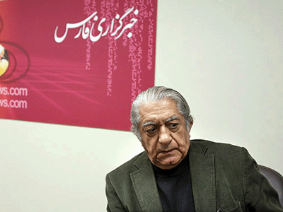 نشست «و آسمان آبي...» با حضور عزت‌الله انتظامي در فارس برپا شد