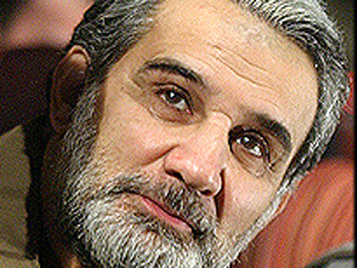 هاشمی در "خانه پدری" مقابل دوربین می‌رود 