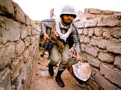 ادبیات انقلاب و دفاع مقدس در ایتالیا بررسی می‌شود 