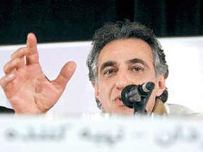 بابك ربوخه براي «ارتباط خانوادگي» موسيقي مي‌سازد