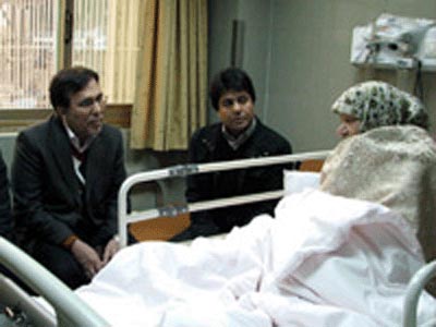 عیادت مديرعامل مركز گسترش از «مرضيه دباغ» 