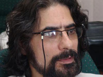 نباید تزریق کارگردان به سینما را مثل تامین پزشک برای جامعه دید 