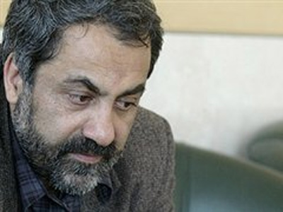 افروغ: سينما بايد پليس را در كنار مردم نشان دهد