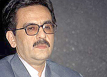 عباس تـربن جلد اول «فرهنگنامه كج و كوله» را آماده كرد