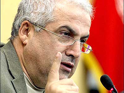 سلطانی: انتقاد از پلیس خاکستری را می‌پذیریم اما خودزنی نمی‌کنیم