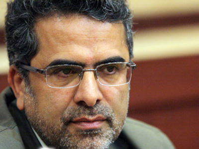 شمقدري از روند بازسازي سينما هويزه مشهد بازديد کرد