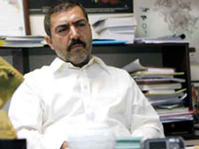 خودشکن، آینه شکستن خطاست
