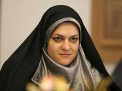آزاده اردکانی از مدیریت موزه ملی برکنار شد