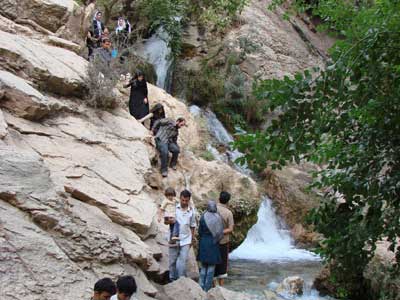 ناقوس مرگ آبشار آتشگاه لردگان هم به صدا درآمد