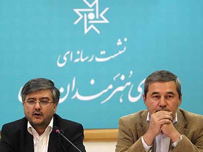 سرسنگی: رشد فرهنگ کتابخوانی در جامعه بسیاری از مشکلات را قابل حل می کند 