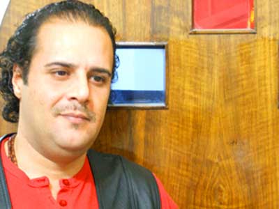 هومن برق نورد به «اینجا شهر دیگری است» پیوست 