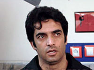 هادی «یکی می‌خواد باهات حرف بزنه» را می سازد
