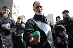 انگار دنیا می گرید  