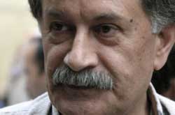 شعر‌هاي طنز منتشرنشده‌ي صلاحي در راه است