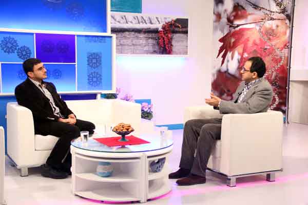 سینمای خانواده، غذای بیرون و زندگی خصوصی آقا و خانم میم در «زنده ‌باد زندگی»