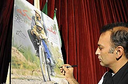 اکران و نشست نقد و بررسی فیلم سینمایی ملکه
