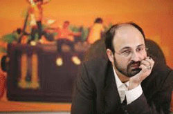 کار مشترک گیل آبادی و آقاخانی به تئاتر می آید