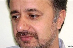 حضور پررنگ طنز در شعرهای کاظمی