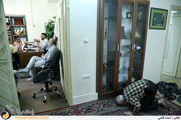 نشست خبری فرج الله سلحشور