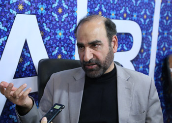 فیسبوک و فضاهای مجازی را خودمان باید مدیریت کنیم