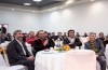 محمد احسانی مدیرشبکه یک از زحمات مهدی فرجی تقدیر و تشکر کرد