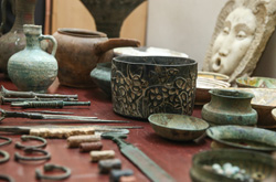 بررسی یک بورس با اشکالات باستان‌شناختی/ابهام‌هایی از جنس دل‌نگرانی باستان‌شناسانه