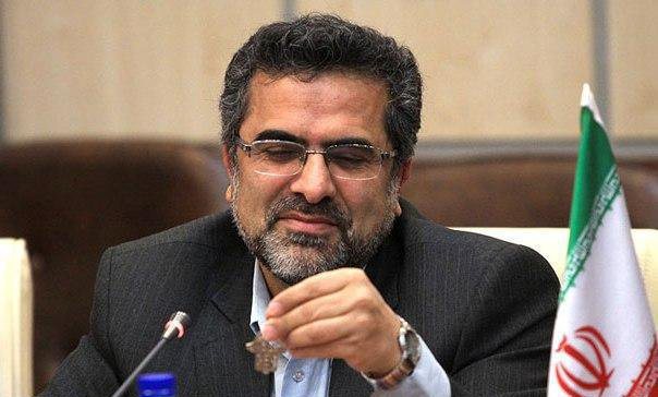 متاسفانه ما از هویت ملی و دینی خودمان در فضاهای شهری دور شدیم