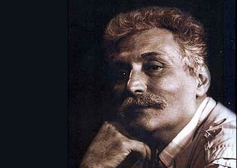 «چرا خانه كوچك ما سيب نداشت؟»