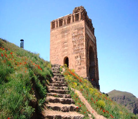 قلعه ضحاک در سال جاری کاوش می‌شود