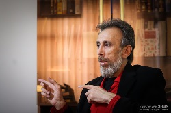 مشغول رایزنی برای انتخاب بازیگران «رو در رو» هستم/ اکران «بی صدا»